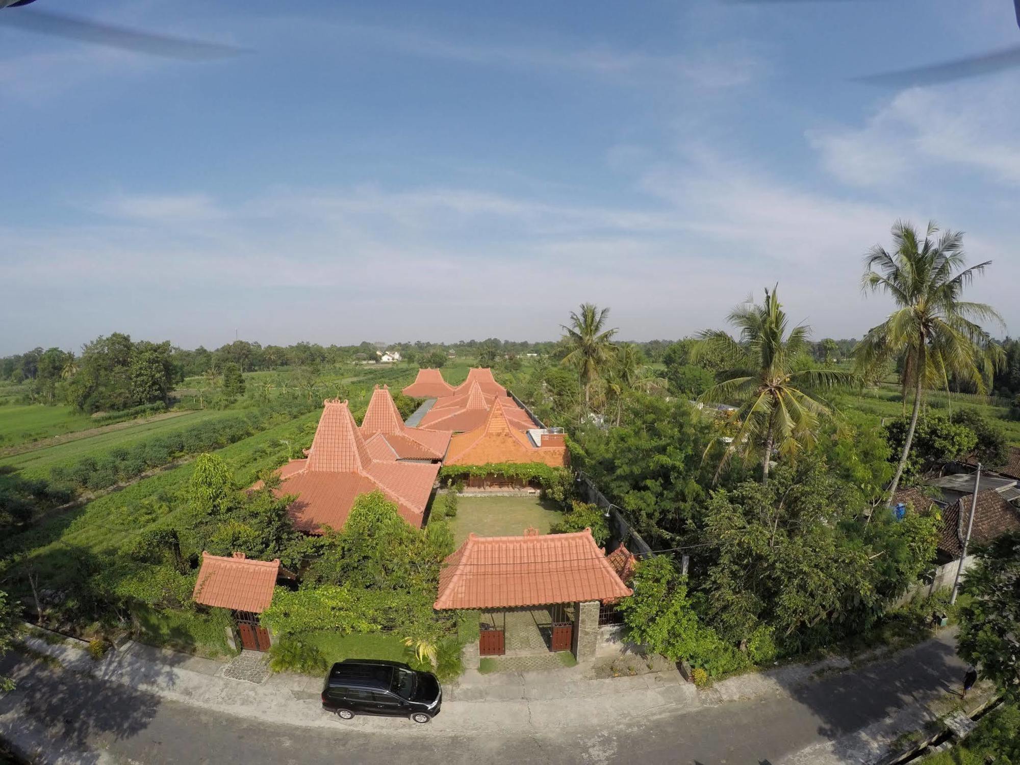 Joglo Ayem Tentrem Prambanan Extérieur photo